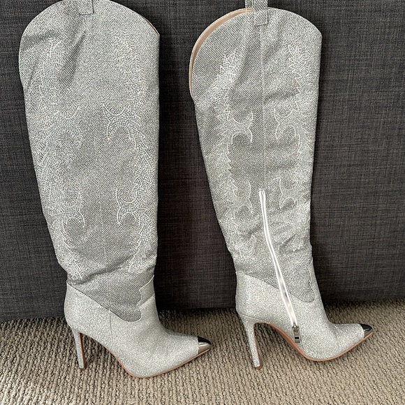 Women’s sparkly western style boots - Picture 2 of 4